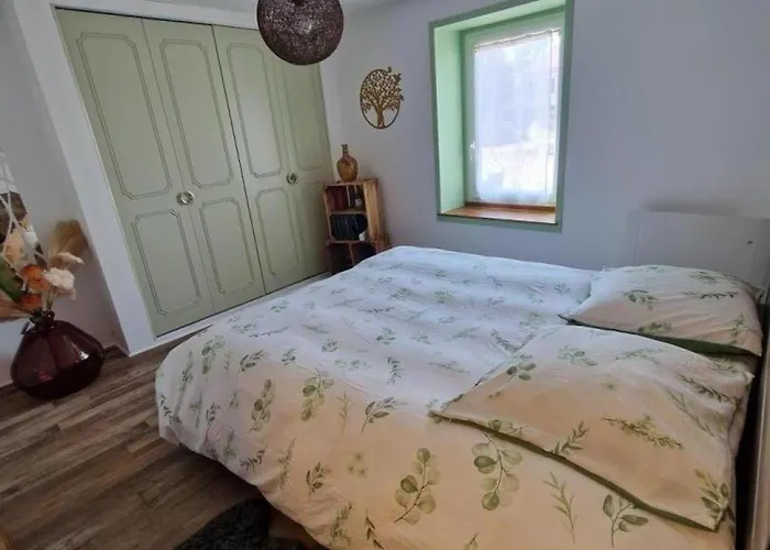 Feriehus Paisible Au Coeur De La Montagne Bourbonnaise, Animaux Acceptes - Fr-1-489-553 Saint-Nicolas-des-Biefs