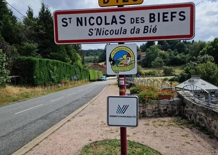 Paisible Au Coeur De La Montagne Bourbonnaise, Animaux Acceptes - Fr-1-489-553 * Saint-Nicolas-des-Biefs